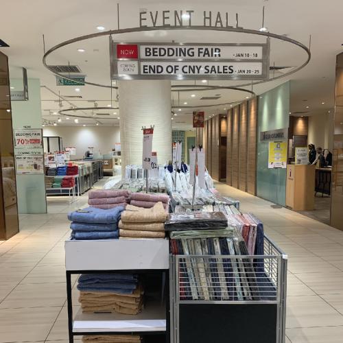 H&m klcc floor sales