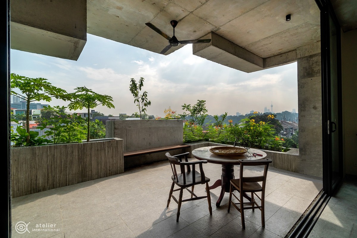 Amazing House Transformation Of A Bangsar Terrace House Into A Tropical ...